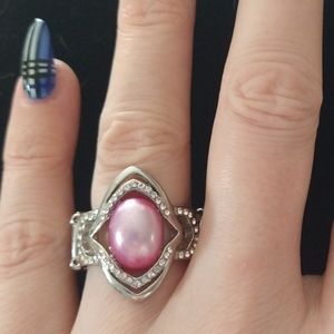Paparazzi/Pearl Pink Stretch Band Ring